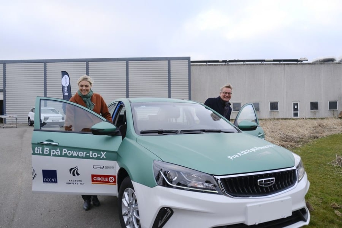 شبكة السيارات الصينية – جيلي تختبر سيارة وشاحنة تعملان بوقود الميثانول الصناعي الصديق للبيئة في الدنمارك