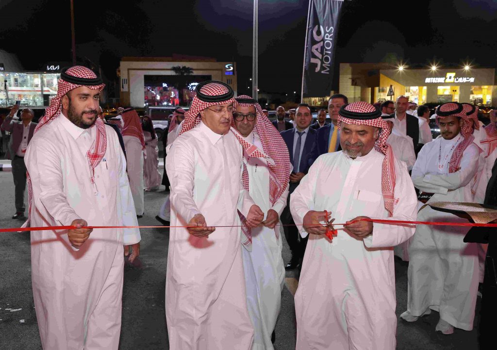شعاع الشرق تفتتح أكبر مركز متكامل لسيارات جاك في المملكة العربية السعودية