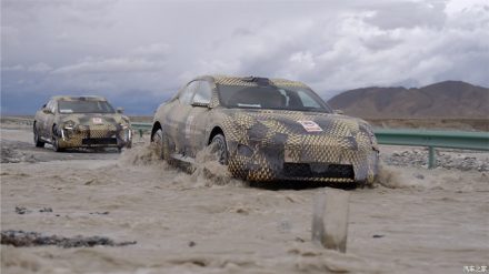 صور تجسسية لسيارة AVATR E16 المجهز بأنظمة القيادة الذكية من هواوي، والتي ستكون الأرخص ضمن أسطول العلامة الصينية