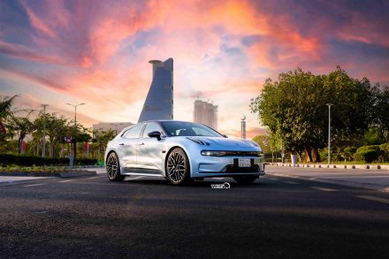 المواصفات الشاملة لسيارة زيكر 001 فئة “بريميوم AWD” الكهربائية بالسعودية