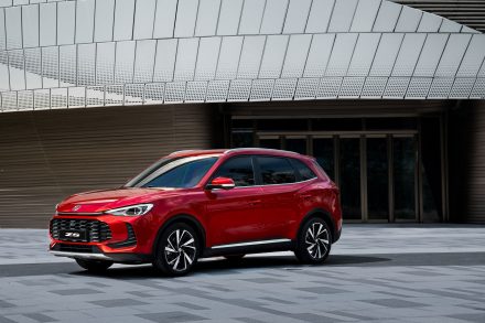 مقارنة شاملة بين MG ZS 2025 وشانجان CS35 2026 بالسعودية