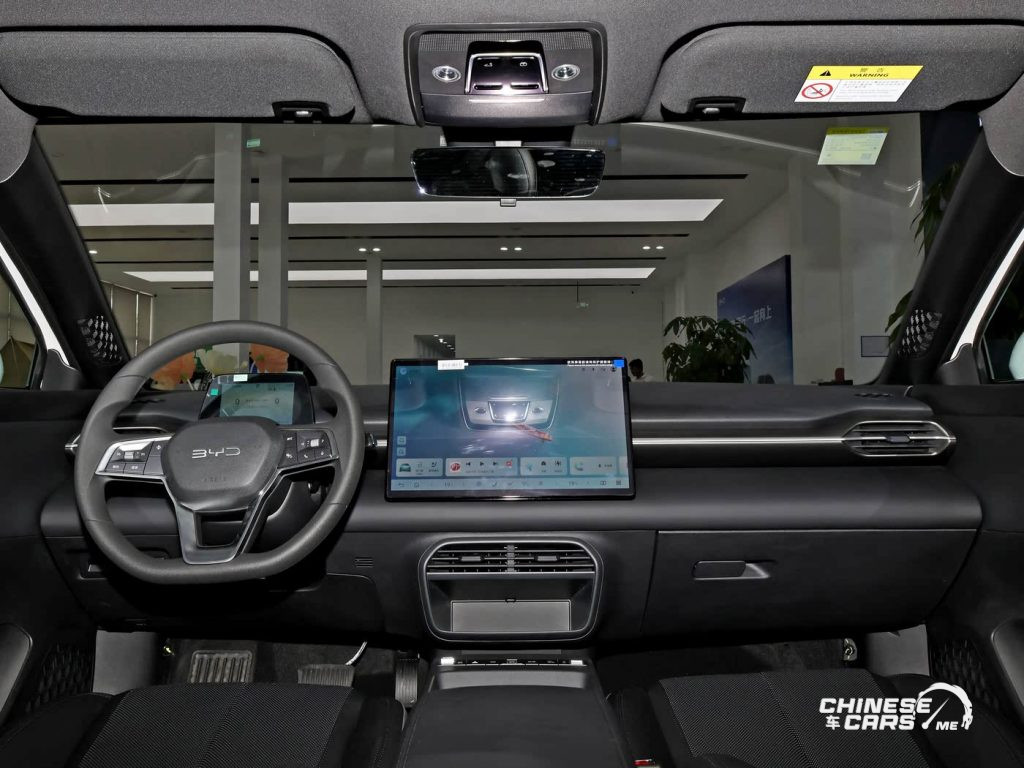 بي واي دي e7 2025 تُطلق رسميًا بثلاث فئات وسعر يبدأ من 51,100 رس فقط في الصين!! 6 شبكة السيارات الصينية – بي واي دي e7 2025 تُطلق رسميًا بثلاث فئات وسعر يبدأ من 51,100 رس فقط في الصين!!