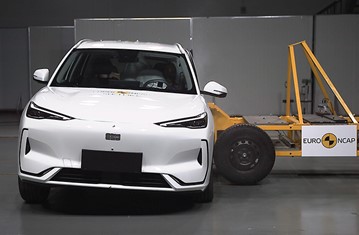 جيلي EX5 تحصل على 5 نجوم في اختبارات السلامة الأوروبية EURO NCAP 5 شبكة السيارات الصينية – جيلي EX5 تحصل على 5 نجوم في اختبارات السلامة الأوروبية EURO NCAP