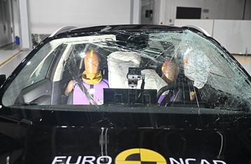 جيلي EX5 تحصل على 5 نجوم في اختبارات السلامة الأوروبية EURO NCAP 1 جيلي EX5 تحصل على 5 نجوم في اختبارات السلامة الأوروبية EURO NCAP