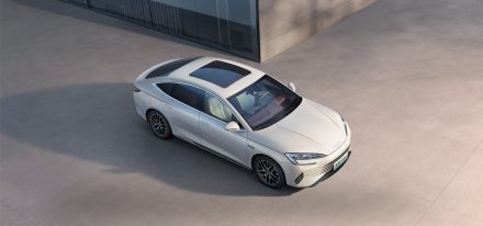 مواصفات الفئة القياسية لسيارة BYD Seal 7 “ديزاين” موديل 2025 الجديدة بالسعودية