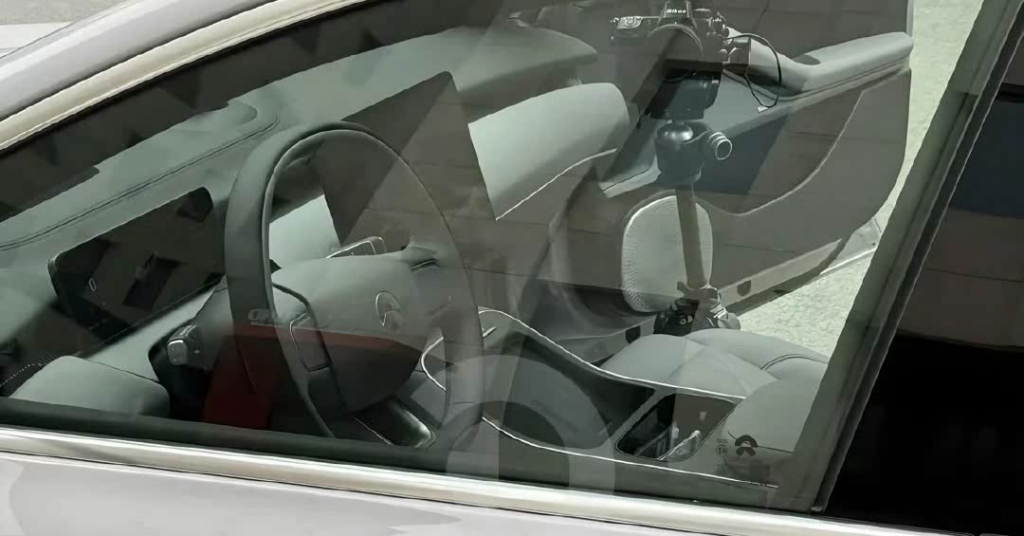 ظهور NIO ET5 الجديدة بمنصة NT2.5 وشريحة قيادة ذاتية مطورة: شاشة أفقية وناقل خلف المقود، والطرح في مايو – يونيو 2025 5 شبكة السيارات الصينية – ظهور NIO ET5 الجديدة بمنصة NT2.5 وشريحة قيادة ذاتية مطورة: شاشة أفقية وناقل خلف المقود، والطرح في مايو – يونيو 2025