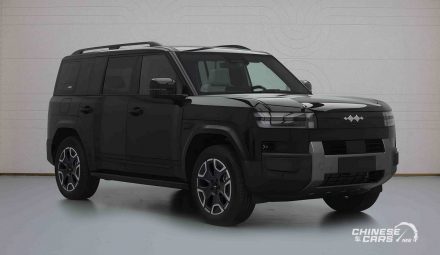 ليوبارد T7 الجديدة كليًا: SUV هجينة بحجم كبير وتصميم مربع وهيكل موحّد الاستجابة قريبًا للأسواق