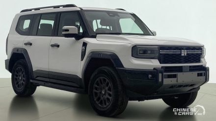 جيتور Zongheng G700 الجديدة كليًا النسخة الإنتاجية: عملاق الطرق الوعرة بهيكل مستقل وثلاثة دفلوكات وتقنية الطفو في المياه