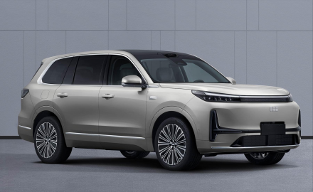 جيلي جالاكسي M9 الجديدة كليًا: أفخم SUV هجينة بستة مقاعد من جيلي تصل للأسواق الصينية والعالمية قريبًا