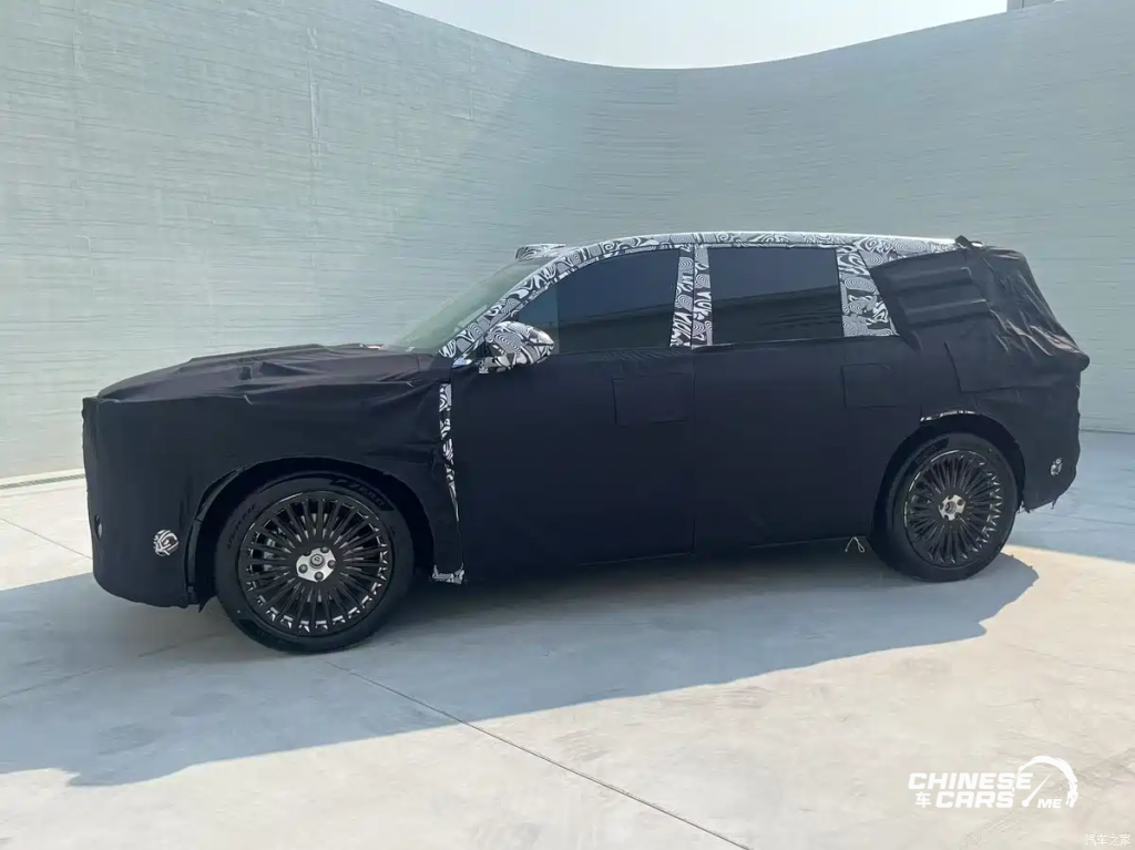 لانتو "Voyah" تايشان.. أول SUV فاخرة كاملة الحجم بستة مقاعد وتقنيات قيادة ذكية من هواوي لمنافسة رولزرويس كالينان!! 3 شبكة السيارات الصينية – لانتو "Voyah" تايشان.. أول SUV فاخرة كاملة الحجم بستة مقاعد وتقنيات قيادة ذكية من هواوي لمنافسة رولزرويس كالينان!!