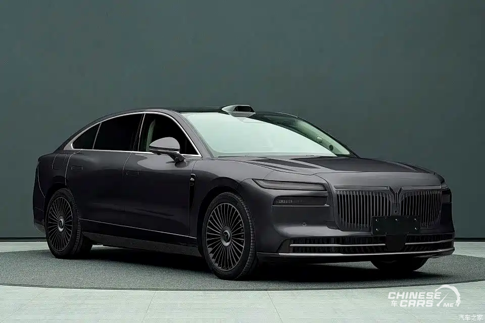 شبكة السيارات الصينية – لانتو (فويا) تشيسنج لايت L – السيدان الفاخرة PHEV من دونغ فينغ بمدى كهربائي 410 كم وتقنيات هواوي الذكية