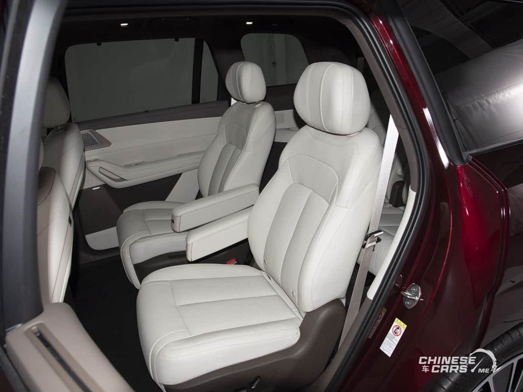شبكة السيارات الصينية – دينزا N8L الجديدة 2026: SUV عائلية فاخرة بستة مقاعد تظهر رسميًا بقوة أكثر من 900 حصان