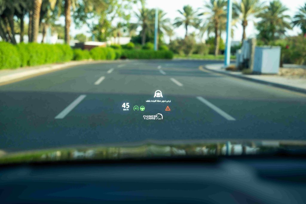 شبكة السيارات الصينية &ndash; تجهيزات جيلي مونجارو الداخلية: 9 تقنيات فاخرة تجعل المقصورة أقرب لسيارات الفئة العليا