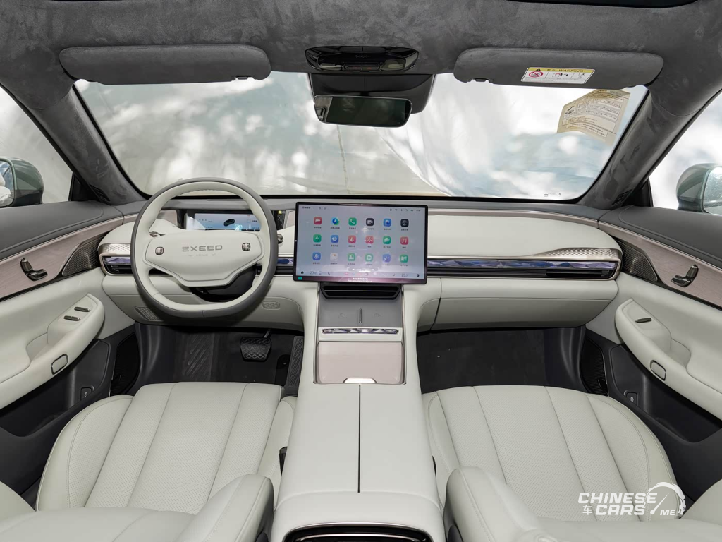 إكسيد إكسلانتيكس ES 2026: سيدان كهربائية ببطارية 97.7 كيلوواط ساعة ومدى يصل إلى 860 كم 4 شبكة السيارات الصينية – إكسيد إكسلانتيكس ES 2026: سيدان كهربائية ببطارية 97.7 كيلوواط ساعة ومدى يصل إلى 860 كم