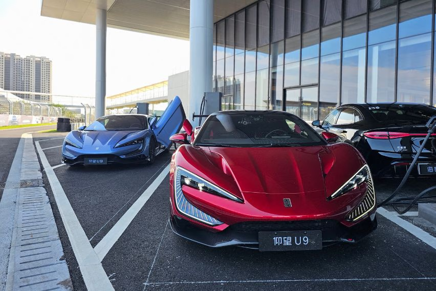 شبكة السيارات الصينية – داخل مضمار BYD في تشنغتشو: أكبر منشأة اختبار وتطوير للقيادة الذكية والمركبات الكهربائية في وسط الصين