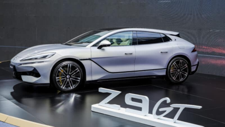 منصة DENZA e3: ثورة هندسية في عالم السيارات الذكية الفاخرة وتقنية التحكم المركزي المتكاملة