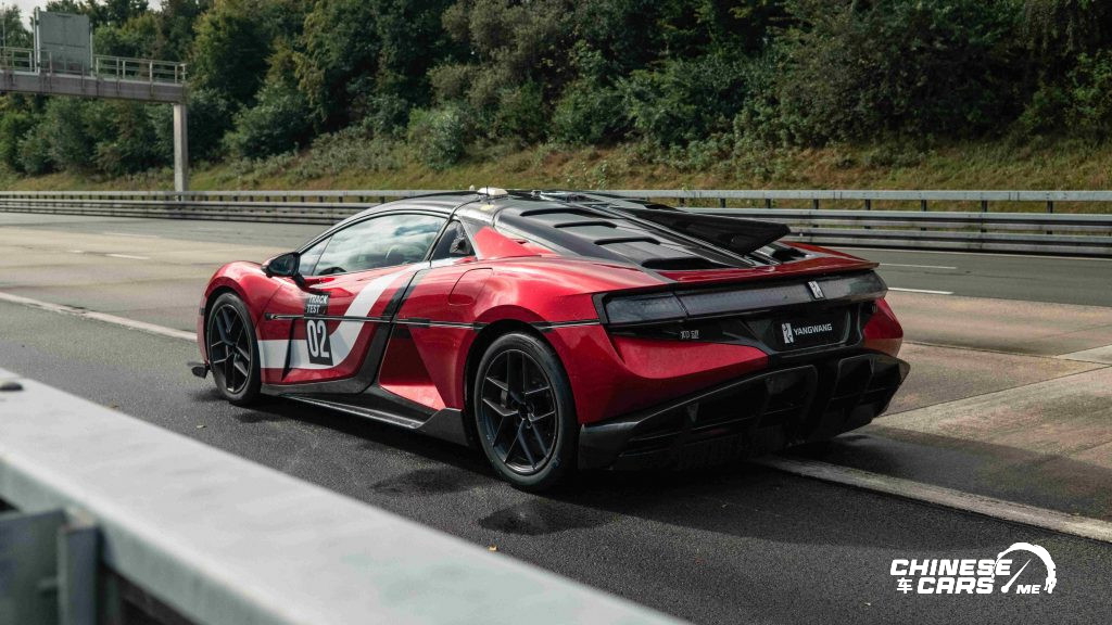 شبكة السيارات الصينية – BYD U9 Xtreme تظهر لأول مرة في معرض قوانغتشو 2025: “الوحش الكهربائي” بسرعة 496 كم/س وتوقيت أسطوري على نوربورغرينغ