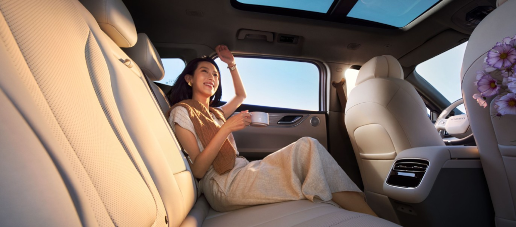 إكسيد ستيرا ET5 الجديدة تُشعل السوق الصيني: أكثر من 5000 طلب خلال 3 ساعات فقط بعد الإطلاق الرسمي 9 شبكة السيارات الصينية – إكسيد ستيرا ET5 الجديدة تُشعل السوق الصيني: أكثر من 5000 طلب خلال 3 ساعات فقط بعد الإطلاق الرسمي