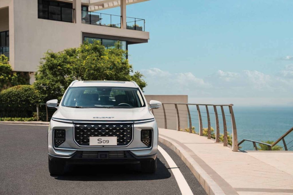 ساويست S09 تظهر رسميًا في السعودية عبر معرض الرياض للسيارات – من خلال وكيلها شركة سير الشرق 3