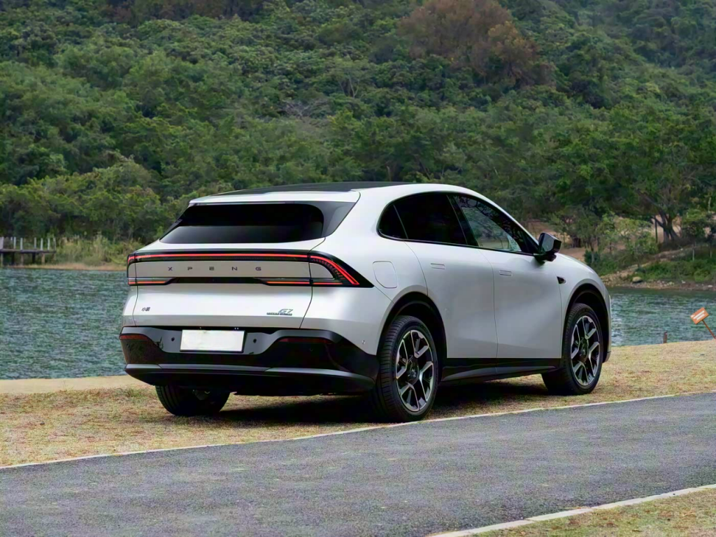Xpeng G7 نسخة المدى الممتد تظهر رسميًا… مدى كهربائي 430 كم ومدى إجمالي يصل إلى 1704 كم 1 Xpeng G7 نسخة المدى الممتد تظهر رسميًا… مدى كهربائي 430 كم ومدى إجمالي يصل إلى 1704 كم