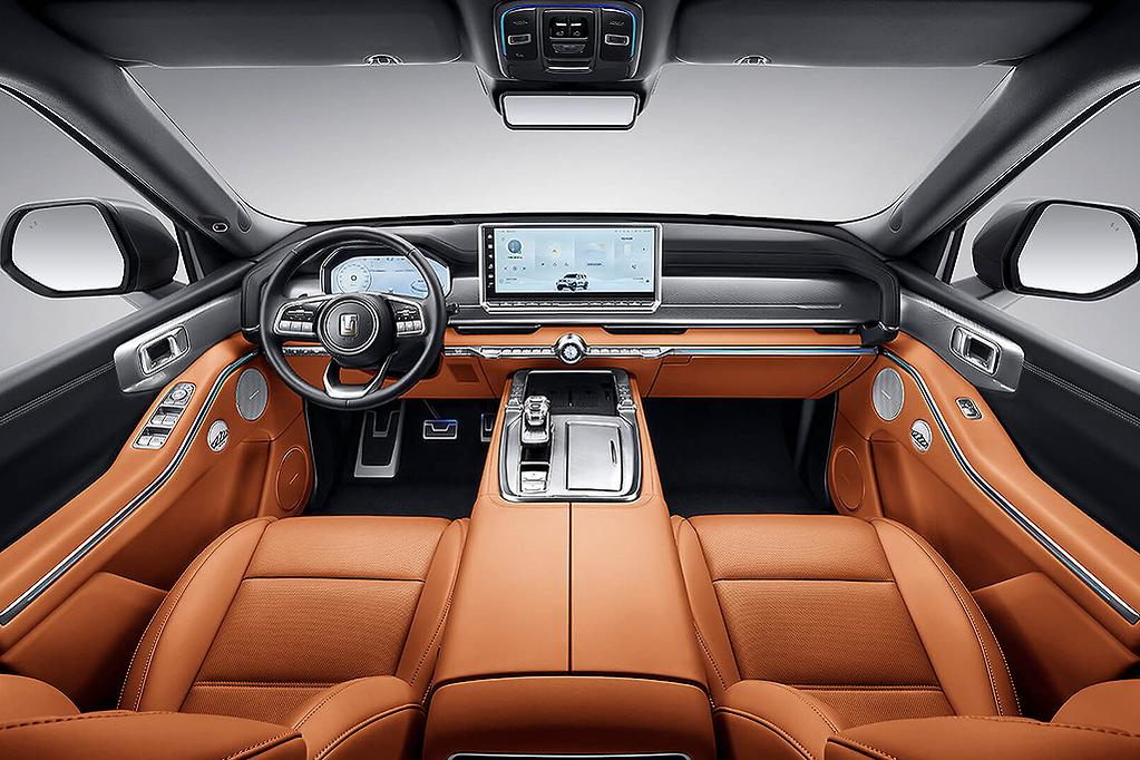 التغطية الشاملة لإطلاق تانك 700 في الشرق الأوسط والتقنيات الكاملة للهيكل والمحرك والأوف رود 17