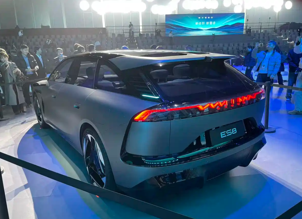 شبكة السيارات الصينية &ndash; إكسيد ستيرا تكشف عن هويتها الجديدة وتعرض ES8 وET8 وET9 وES7 GT ضمن استراتيجية دخول عصر 3.0 الفخامة التقنية