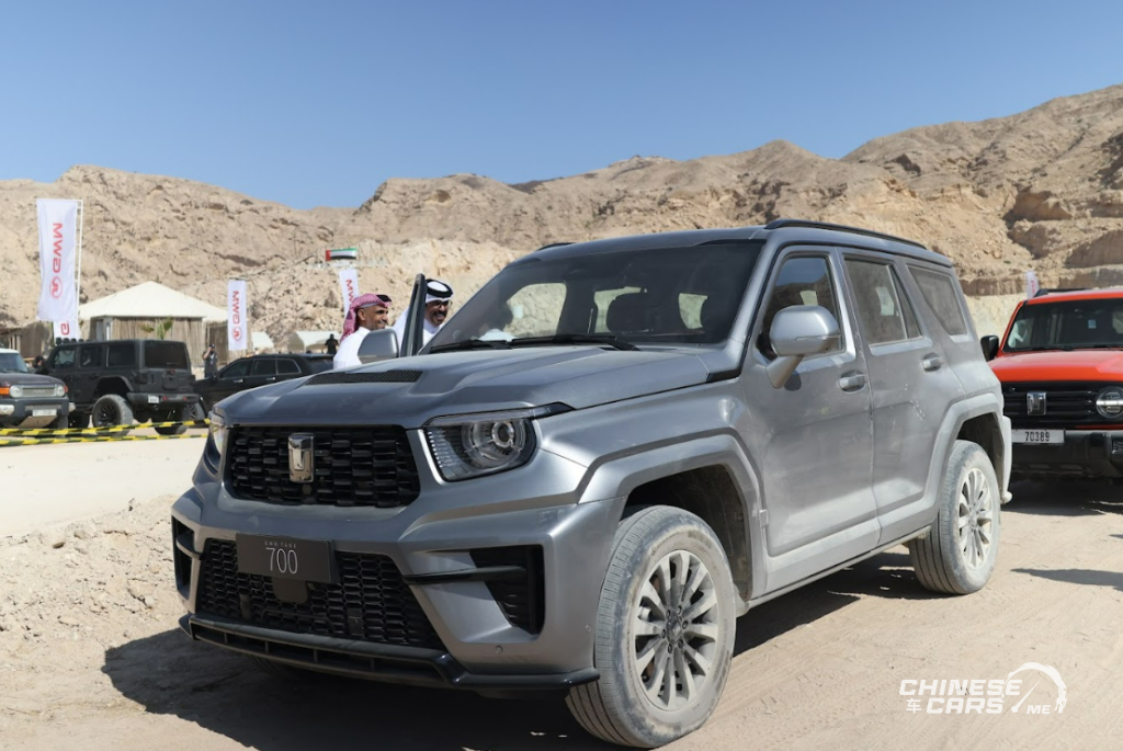 شبكة السيارات الصينية &ndash; أيهما أفضل في السوق الخليجي؟ جيتور G700 أو تانك 700