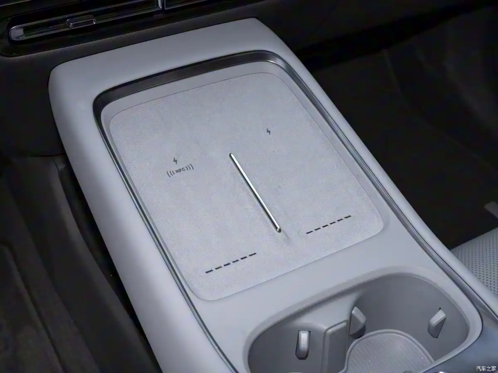 شبكة السيارات الصينية &ndash; Xpeng تكشف رسميًا عن P7+ موديل 2026… تصميم جديد، 104 ترقية شاملة، ومنصات 800 فولت مع خيارين للطاقة