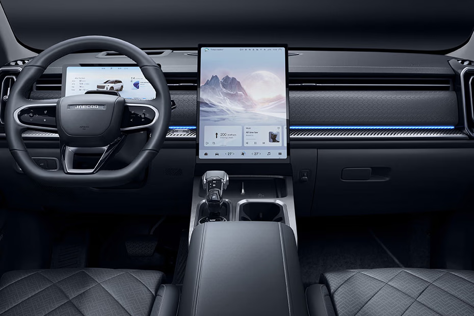 ظهور جايكو J7 هايبرد 2026 في معرض الرياض للسيارات 10