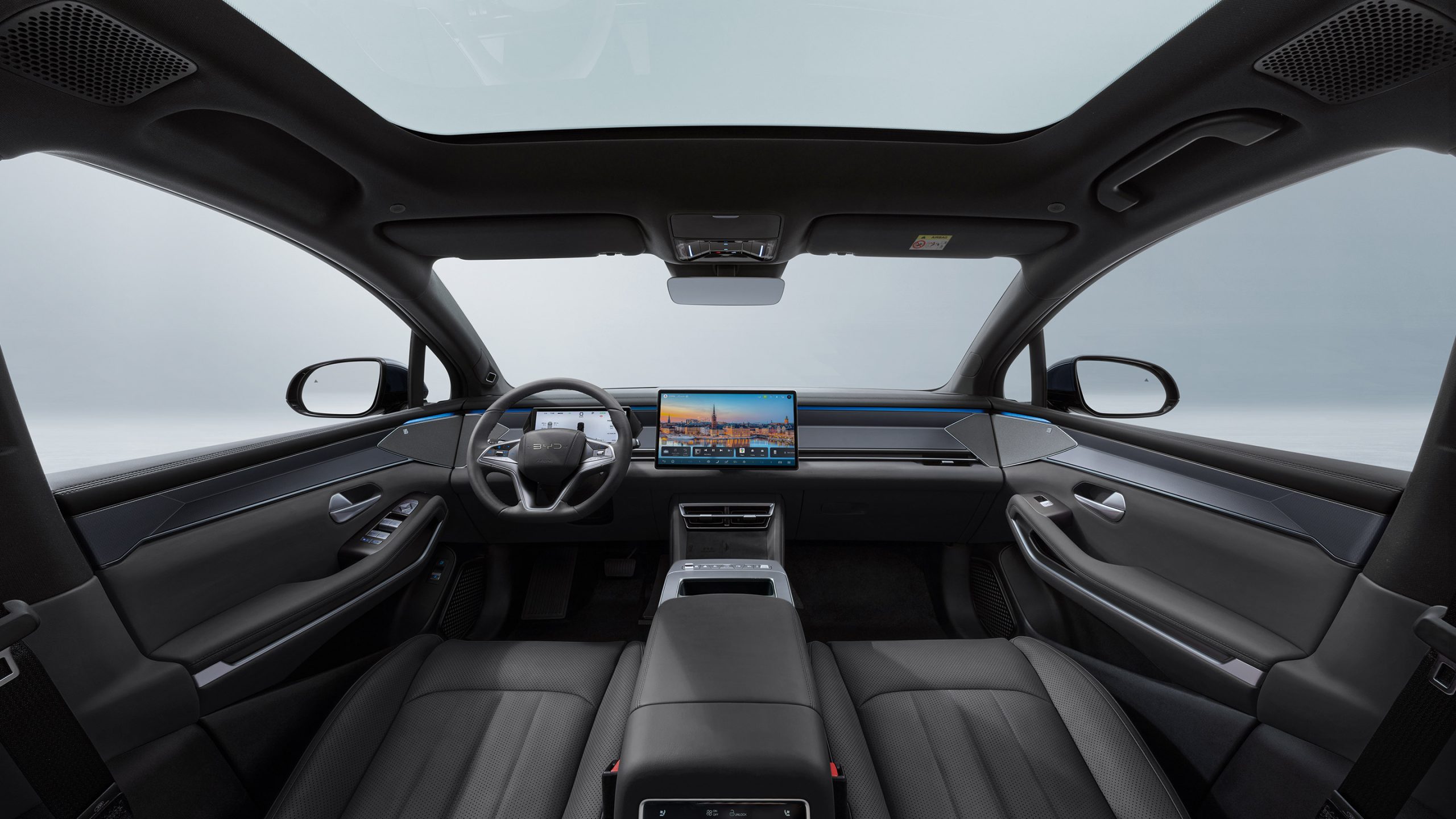 شبكة السيارات الصينية &ndash; مواصفات الفئة القياسية لسيارة BYD Atto 8 "بريميوم DM-i" موديل 2026 الجديدة كليًا بالسعودية