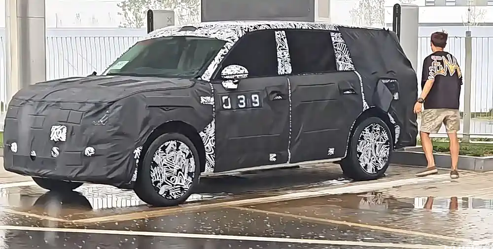 شبكة السيارات الصينية &ndash; شاومي تستعد لإنقلاب قوي في 2026: خطة لإطلاق 4 سيارات جديدة تشمل SU7 الجديدة ونسخة إدارية وSUV كبيرة بسبعة مقاعد بنظام REEV