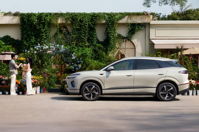 شبكة السيارات الصينية &ndash; BYD تكشف ترقية قوية لسيارة Sealion 06 الكهربائية… بطارية حتى 82.732 كيلوواط ساعة ومدى يصل إلى 710 كيلومترات