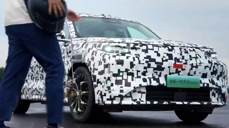 شبكة السيارات الصينية &ndash; جريت وول موتورز تكشف منصة GWM One الجديدة: أول SUV بطول 5.3 متر ومدى كهربائي يتجاوز 400 كم وكفاءة 6.3 لتر/100 كم