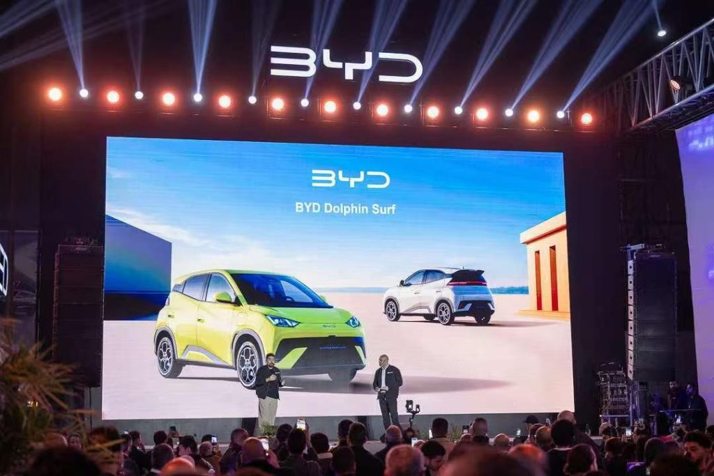 شبكة السيارات الصينية &ndash; دخول BYD إلى السوق المصرية: مكتب إقليمي جديد وطرازات كهربائية وهجينة واستراتيجية توسع طويلة المدى