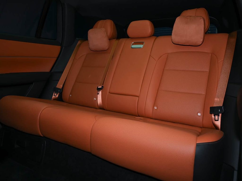 شبكة السيارات الصينية &ndash; هواوي تضرب بقوة في فئة الـ37 ألف دولار: AITO M6 2026 الجديدة تكشف أوراقها - مدى يصل إلى 1400 كم وتقنيات غير مسبوقة