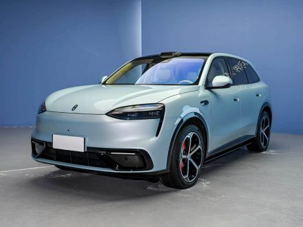 هواوي تضرب بقوة في فئة الـ37 ألف دولار: AITO M6 2026 الجديدة تكشف أوراقها – مدى يصل إلى 1400 كم وتقنيات غير مسبوقة