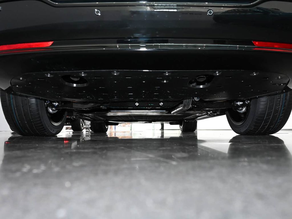 شبكة السيارات الصينية &ndash; هواوي تضرب بقوة في فئة الـ37 ألف دولار: AITO M6 2026 الجديدة تكشف أوراقها - مدى يصل إلى 1400 كم وتقنيات غير مسبوقة