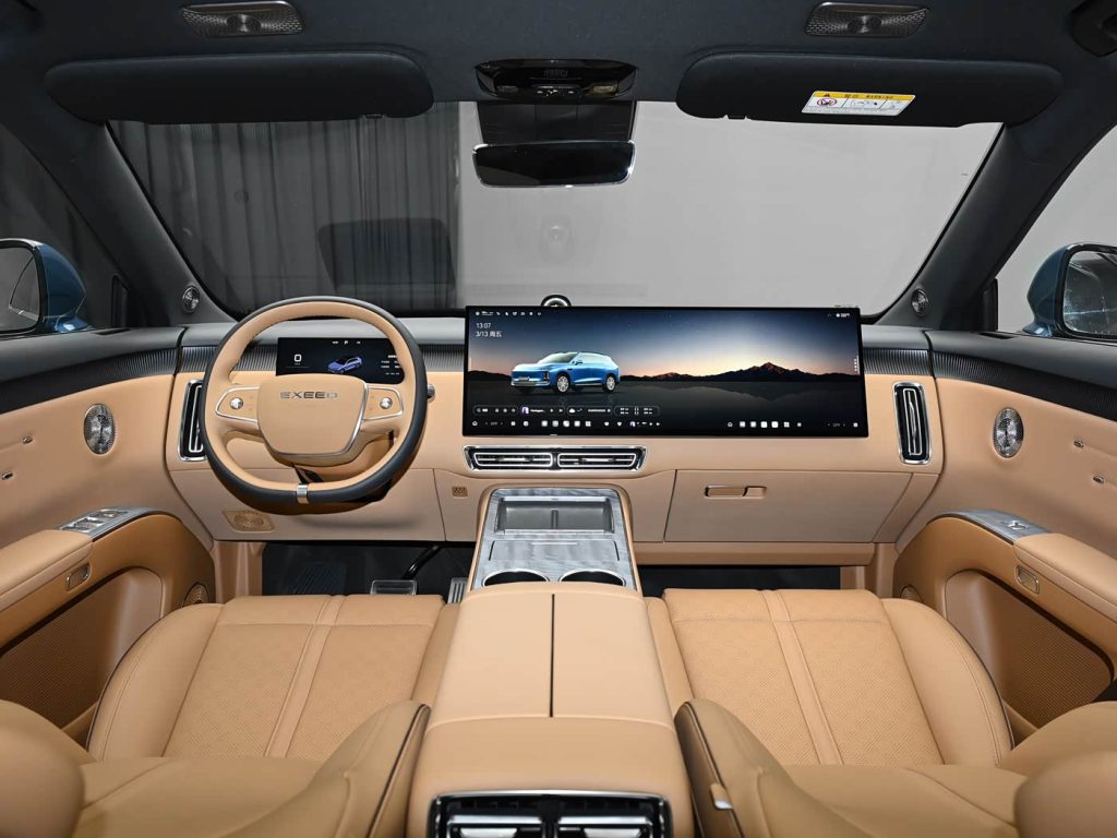 شبكة السيارات الصينية &ndash; شيري تقلب الطاولة: إكسيد EX7 الجديدة تنطلق بتقنيات فرامل ثورية وبطارية Rhino وخيار كهربائي وREEV يهدد كبار المنافسين