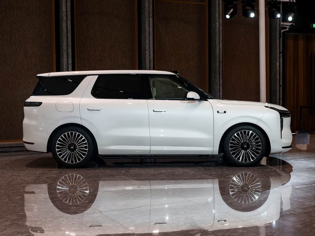 شبكة السيارات الصينية &ndash; قبل الإطلاق الرسمي… IM LS8 تكشف عن نفسها: SUV هجينة بمدى ممتد يصل إلى 430 كم كهربائي وتقنيات قيادة ذكية من الجيل الرابع