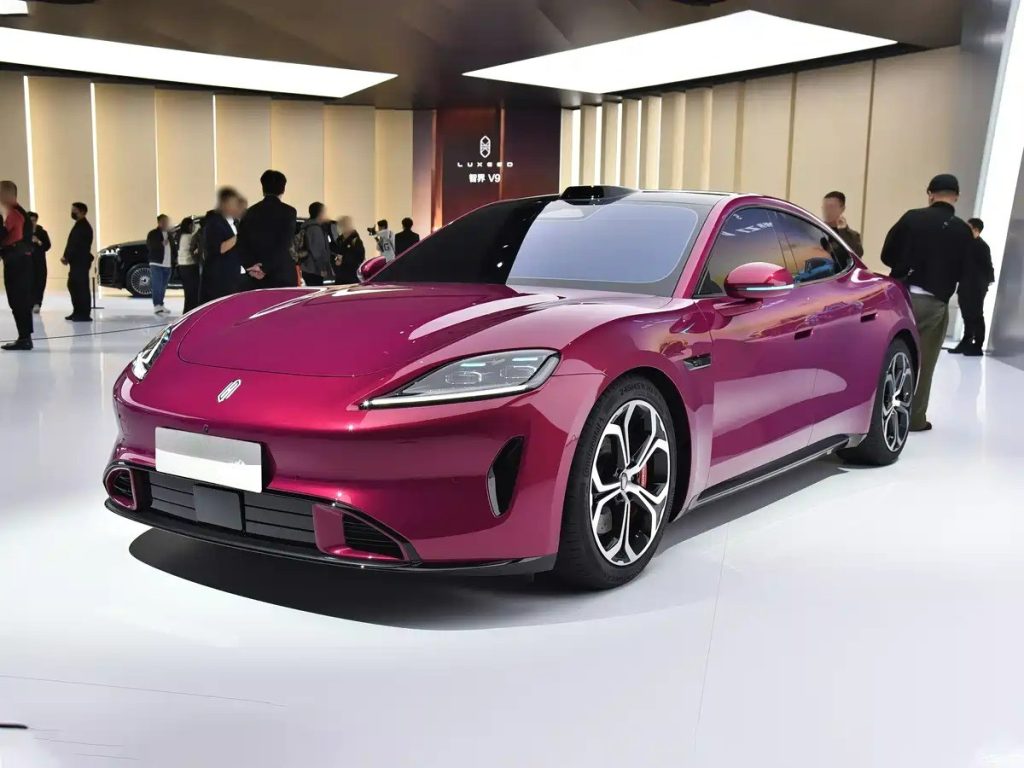 شبكة السيارات الصينية &ndash; شانغجيه Z7 وZ7T تقتحمان السوق بقوة: 5 تقنيات من هواوي ومدى 905 كم وأداء يضع شاومي وتيسلا تحت الضغط