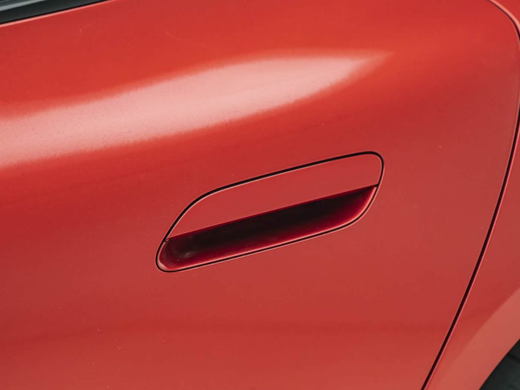 شاومي SU7 موديل 2026 تنطلق بتحديثات شاملة: سلامة أعلى وتجهيزات قياسية أقوى وشاسيه “التنين” ومدى يصل إلى 902 كم 10 شبكة السيارات الصينية – شاومي SU7 موديل 2026 تنطلق بتحديثات شاملة: سلامة أعلى وتجهيزات قياسية أقوى وشاسيه “التنين” ومدى يصل إلى 902 كم