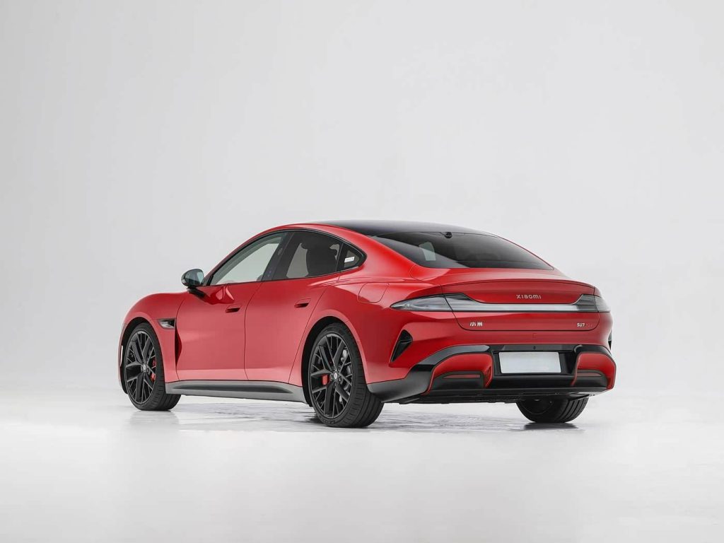 شاومي SU7 موديل 2026 تنطلق بتحديثات شاملة: سلامة أعلى وتجهيزات قياسية أقوى وشاسيه “التنين” ومدى يصل إلى 902 كم 5 شبكة السيارات الصينية – شاومي SU7 موديل 2026 تنطلق بتحديثات شاملة: سلامة أعلى وتجهيزات قياسية أقوى وشاسيه “التنين” ومدى يصل إلى 902 كم