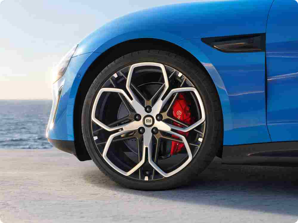 شاومي SU7 موديل 2026 تنطلق بتحديثات شاملة: سلامة أعلى وتجهيزات قياسية أقوى وشاسيه “التنين” ومدى يصل إلى 902 كم 21 شبكة السيارات الصينية – شاومي SU7 موديل 2026 تنطلق بتحديثات شاملة: سلامة أعلى وتجهيزات قياسية أقوى وشاسيه “التنين” ومدى يصل إلى 902 كم