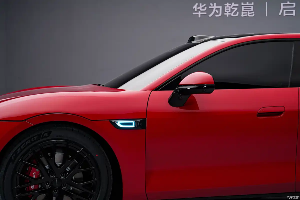 شبكة السيارات الصينية &ndash; سيارة المستقبل تصل مبكرًا: AISTALAND GT7 تكشف عن 10 تقنيات ثورية وتستهدف عرش Xiaomi SU7