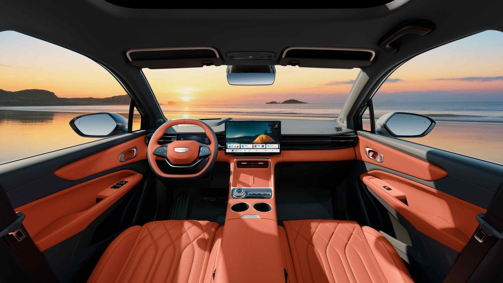 شبكة السيارات الصينية &ndash; جيلي تطلق Geely Boyue REV الجديدة كليًا: هل تكون البديل الحقيقي لتوجيلا؟ SUV بمدى شامل 1525 كم وتقنية EREV وسعر يبدأ من 56 ألف ريال