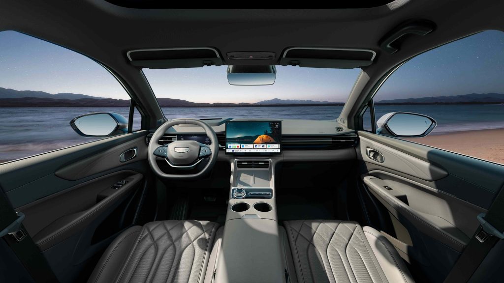 شبكة السيارات الصينية &ndash; جيلي تطلق Geely Boyue REV الجديدة كليًا: هل تكون البديل الحقيقي لتوجيلا؟ SUV بمدى شامل 1525 كم وتقنية EREV وسعر يبدأ من 56 ألف ريال