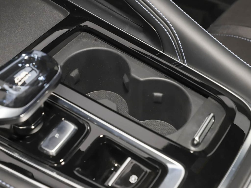 شبكة السيارات الصينية &ndash; جيلي بريفيس i-HEV 2026: هجينة بدون شحن تقودك كهربائيًا حتى 80% من وقتك… قوة 312 حصان واستهلاك 3.98 لتر يضعان معيارًا جديدًا في فئة السيدان