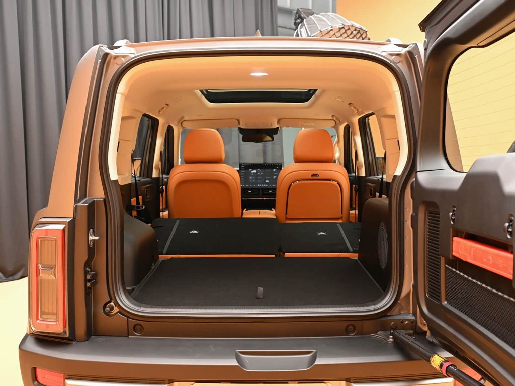 شبكة السيارات الصينية &ndash; هافال دراجون PLUS (رابتور بلس - V7 بلس): صندوقية متطورة بنظام Hi4 الهجين ومدى كهربائي يصل إلى 191 كم وقدرة خوض مياه 580 مم