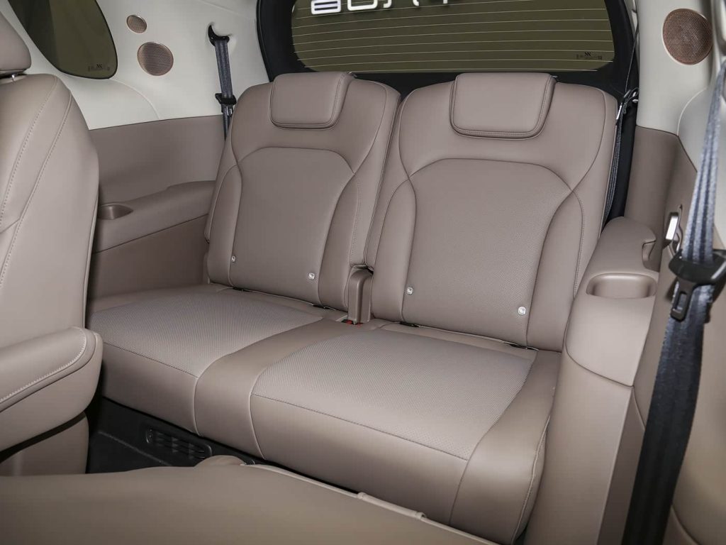 شبكة السيارات الصينية &ndash; IM LS8 2026 تنطلق رسميًا في الصين: السعر والمواصفات الكاملة ومدى يصل إلى 1605 كم مع شاسيه رقمي 3.0 وتقنيات قيادة متقدمة