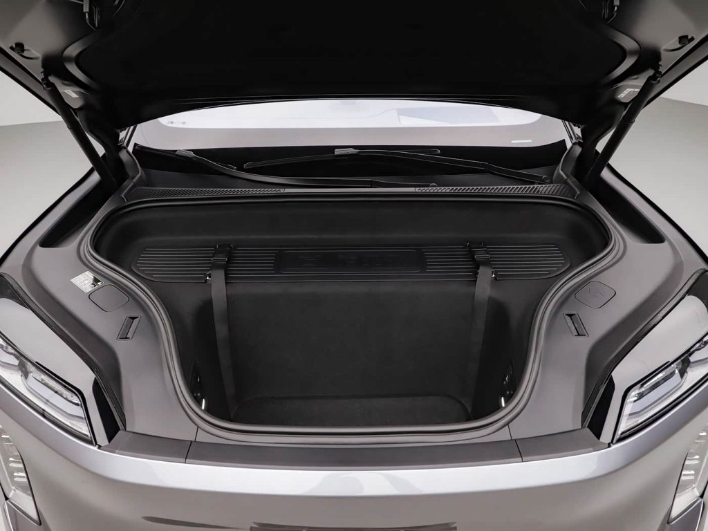 نيو ES9 : أكبر وأقوى SUV كهربائية فاخرة من NIO تعيد تعريف القمة… 697 حصان، بنية 900V، وذكاء يقود المنافسة ضد الألمان 31 شبكة السيارات الصينية – نيو ES9 : أكبر وأقوى SUV كهربائية فاخرة من NIO تعيد تعريف القمة… 697 حصان، بنية 900V، وذكاء يقود المنافسة ضد الألمان